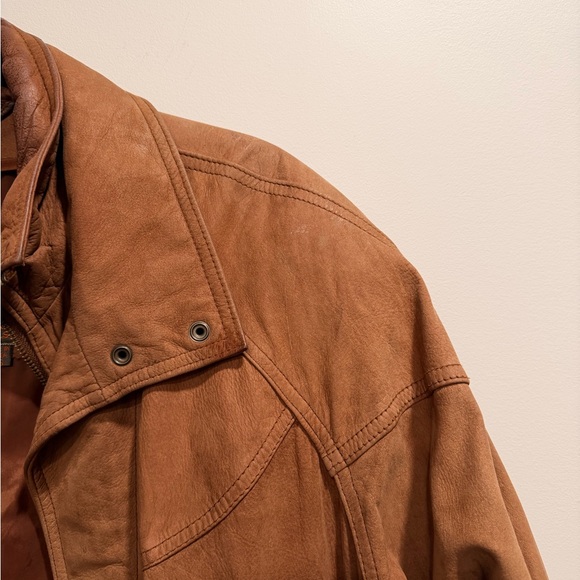 Vintage Leather Bomber Jacket - Picture 9 of 9